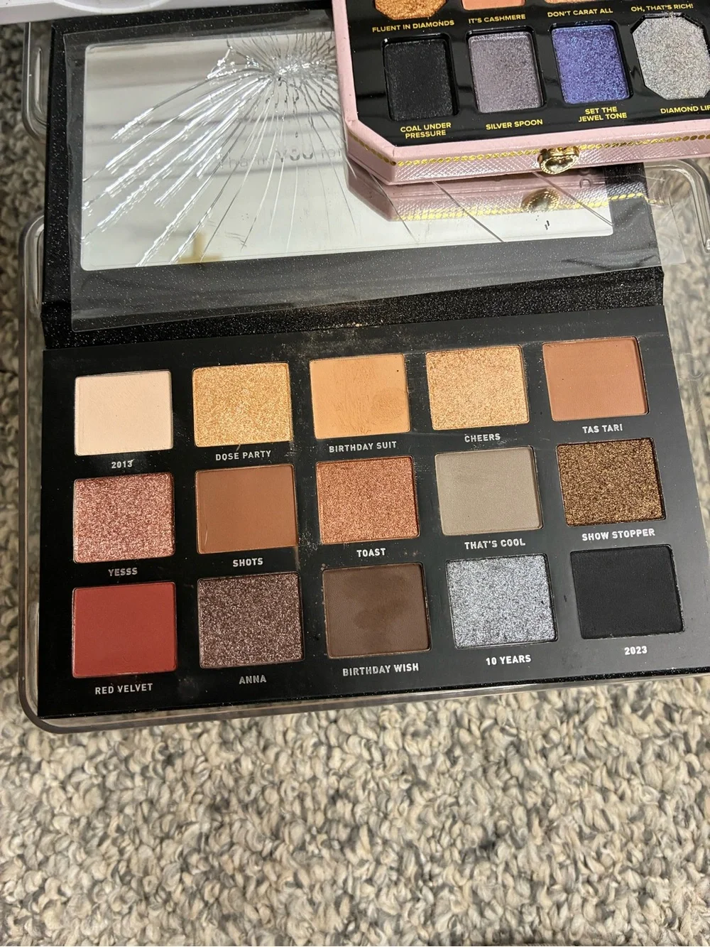 Eyeshadow bundle Too Faced Dose of Colors & Flower Beauty